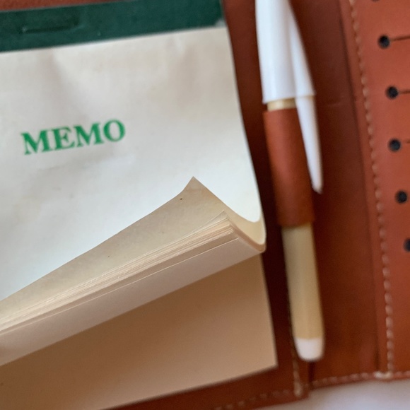 Vintage Leather Roger Gimbel Wallet With Mirror and Memo Pad - Picture 10 of 12